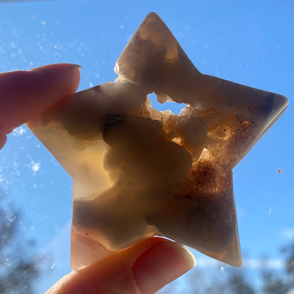 Flower Agate Star with Druzy - Picture 7 of 9
